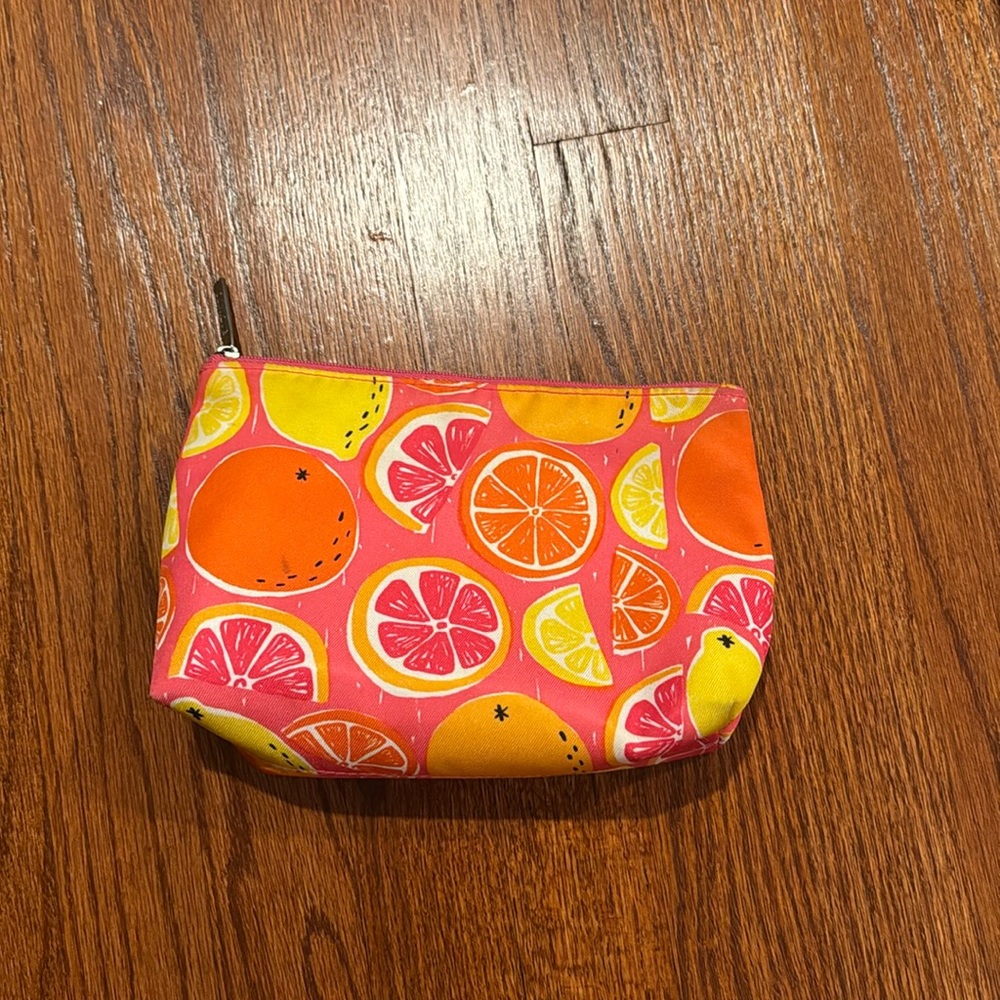 Clinique make up bag